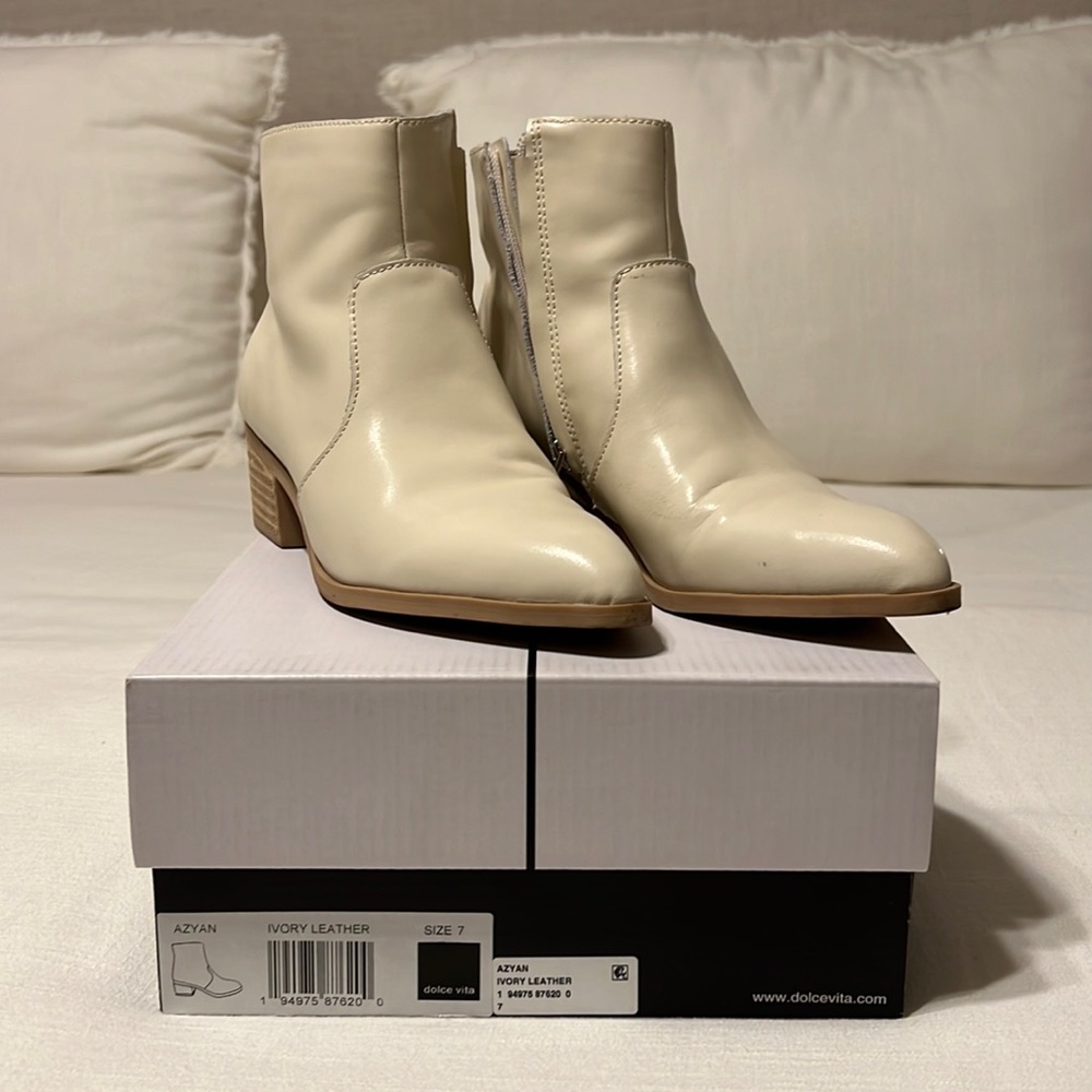 Dolce Vita Azyan ivory leather ankle booties - zip on inner side